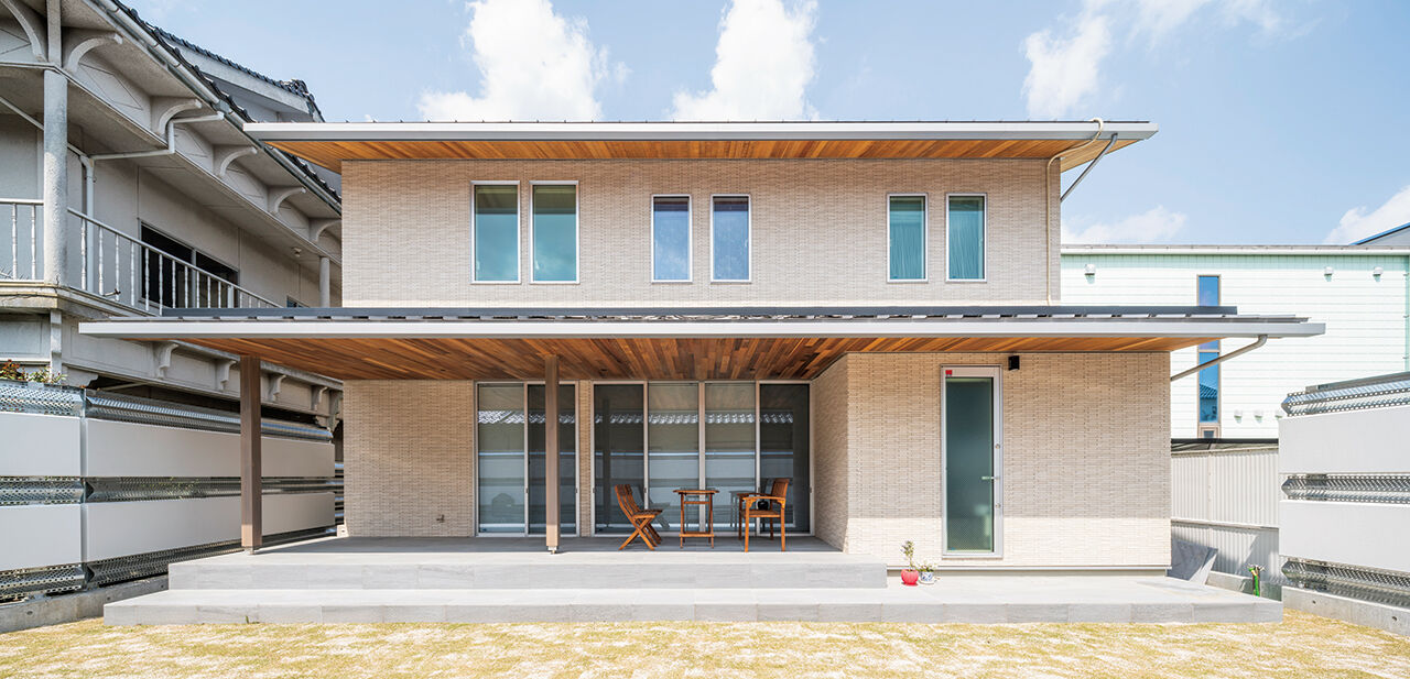 アート建工 【4000万円台｜吹き抜けリビング】耐震性を高めた快適設計。多雨多雪な環境を楽しむプレミアムな住まいの建築実例画像10