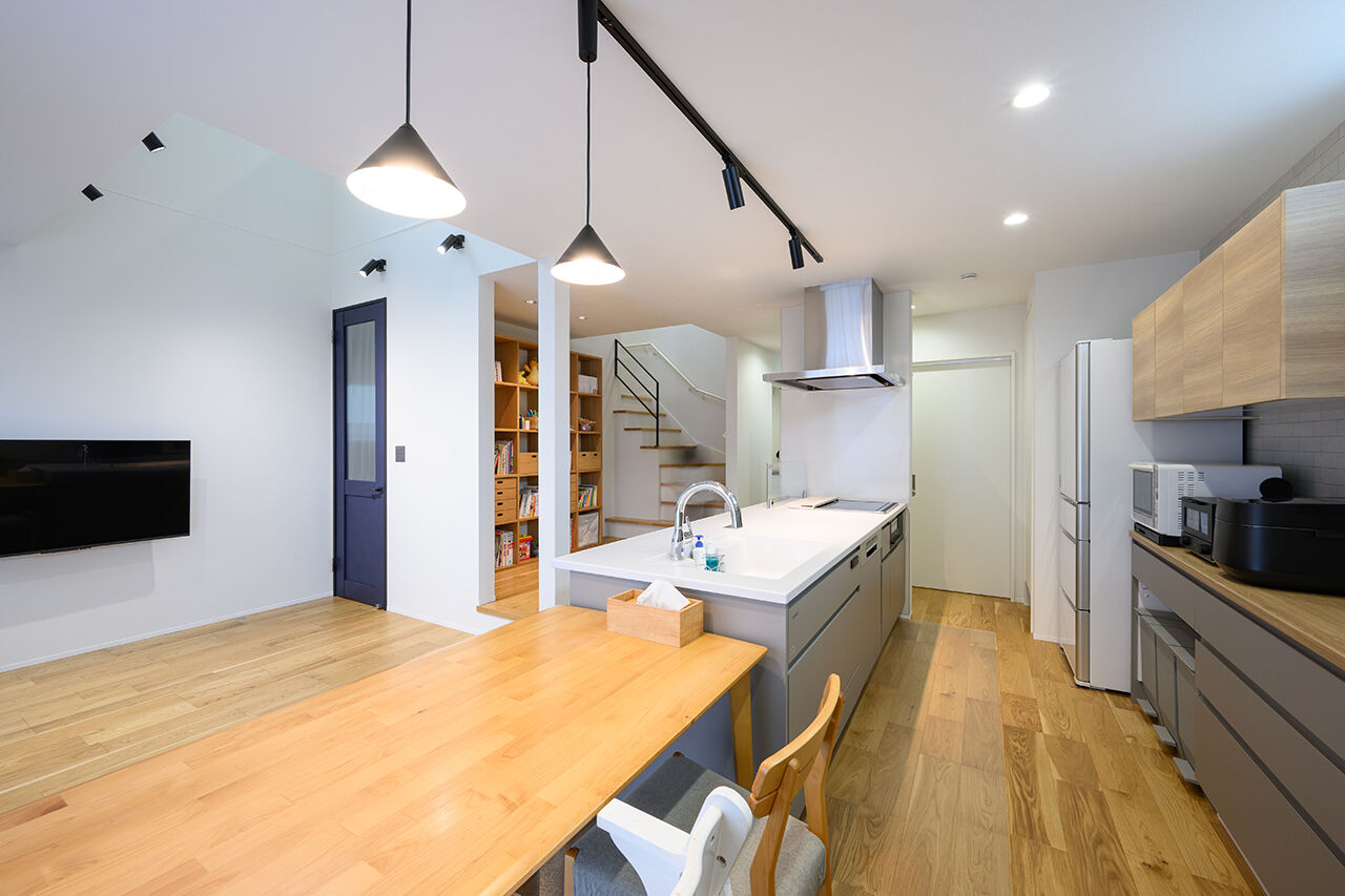 アート建工 【2000万円台前半｜スキップフロア】子どもたちが伸び伸び遊べる空間づくり。耐震性もしっかりとの建築実例画像3