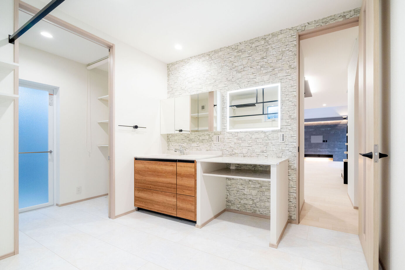 家とも 暮らし心地とデザインを両立した、こだわりが光る住まいの建築実例画像3