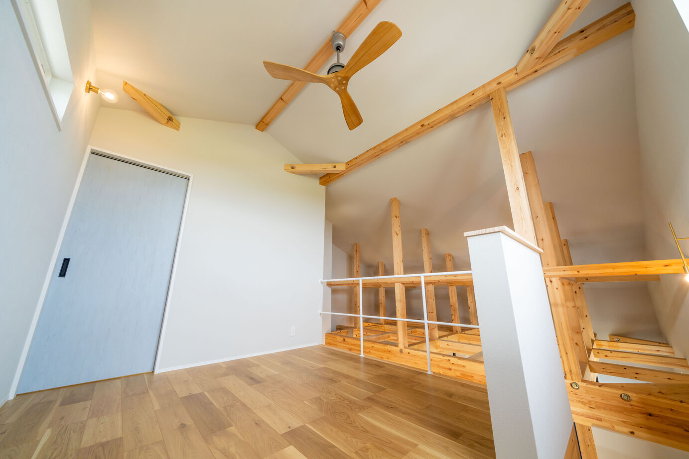 家とも “自分たちらしさ”を叶えた北欧スタイルの家の建築実例画像2