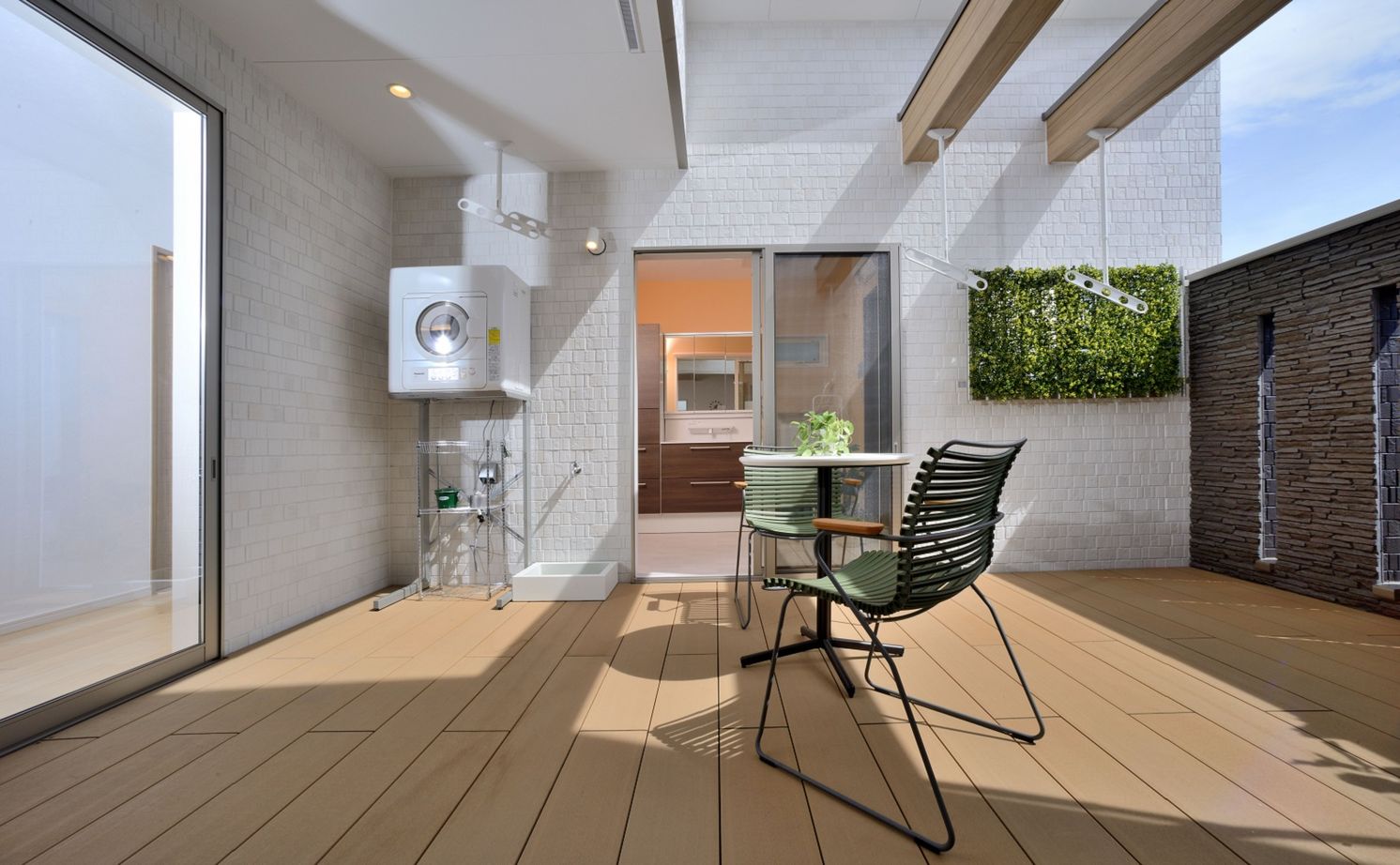 ジャストホーム（越谷・草加） 【吹抜け/2階リビング/バルコニー/38坪/間取り/越谷】家の中心に配置したバルコニーが空間をつなぐ住まいの建築実例画像6