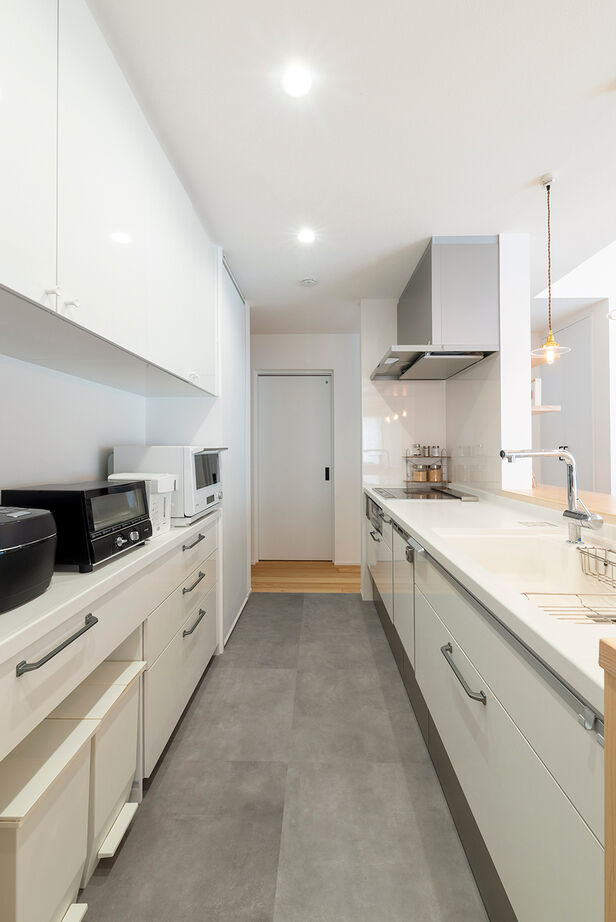 渡邊工務店 【愛知/平屋/シンプル/30坪台】開放的なデッキテラスで外とのつながりをデザイン。桧のいい香りが漂う平屋の建築実例画像5