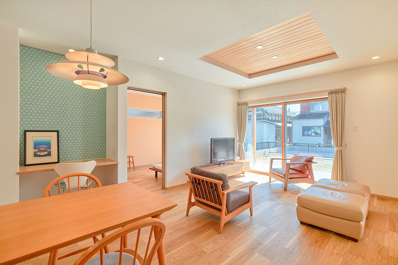 渡邊工務店 【愛知/平屋/30坪台/2000万円台】和×洋がセンスよく調和する、夫婦ふたりで快適に暮らすモダン平屋の建築実例画像2