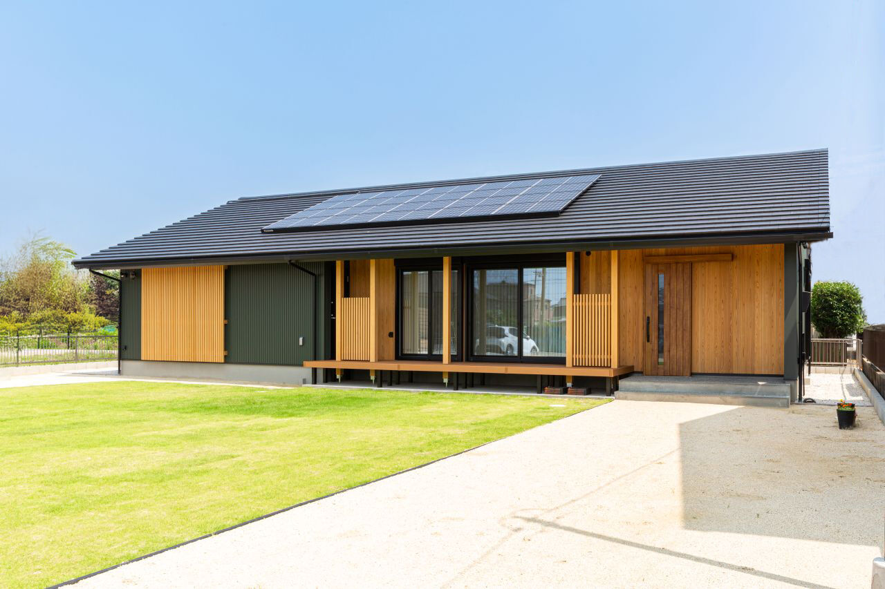 渡邊工務店 【愛知/平屋/30坪台】子育てが楽しくなる4LDKの平屋、全館空調×天然木の心地よい暮らしの建築実例画像