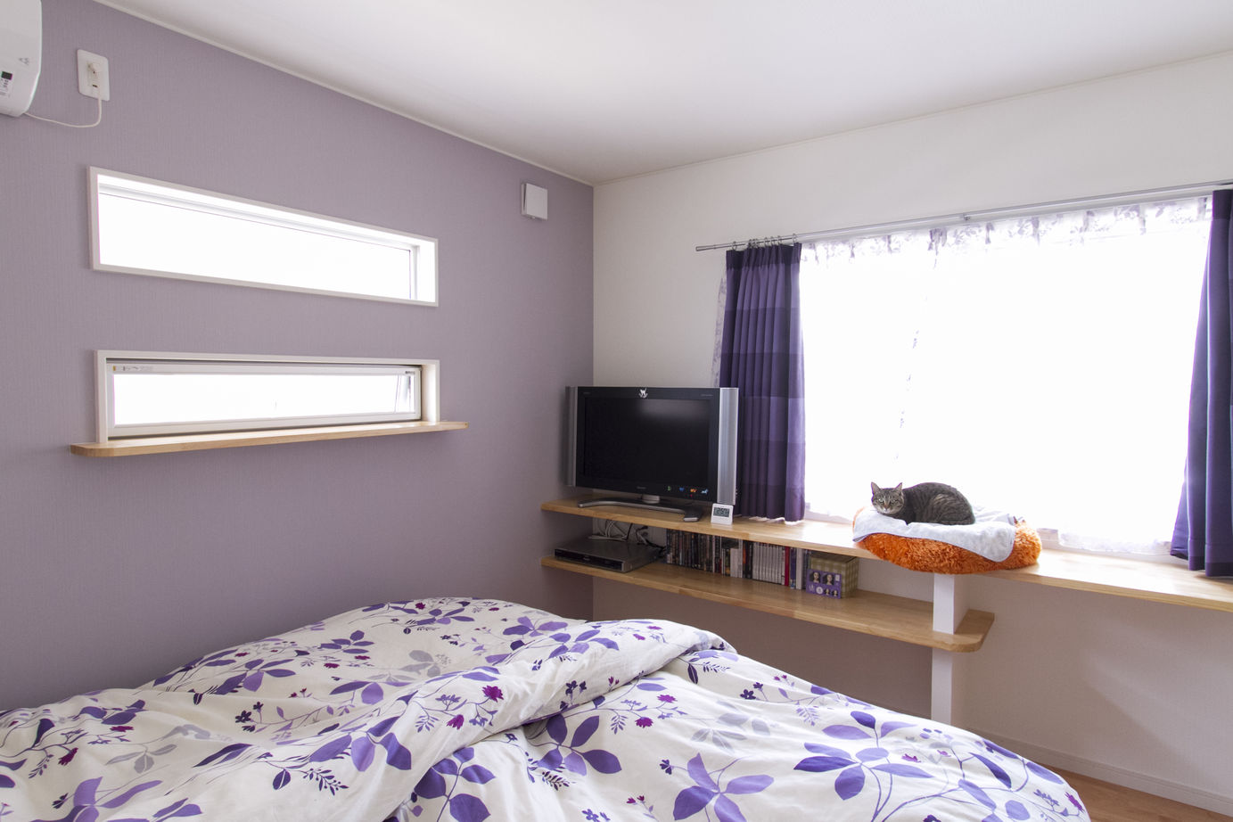 昭和住宅 【2975万円】丸太梁は、愛猫のお気に入り。キャットウォークが縦に広がる開放的な平屋の建築実例画像9