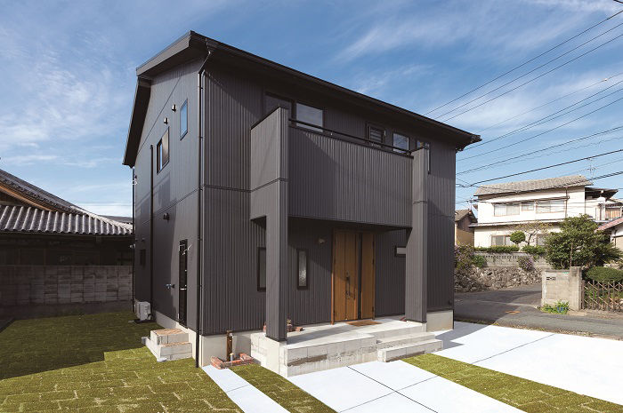 昭和住宅 【北九州市八幡西区/2853万円/間取り図有】世界観はブルックリンスタイル　自分らしい家づくりで好きを形にの建築実例画像2