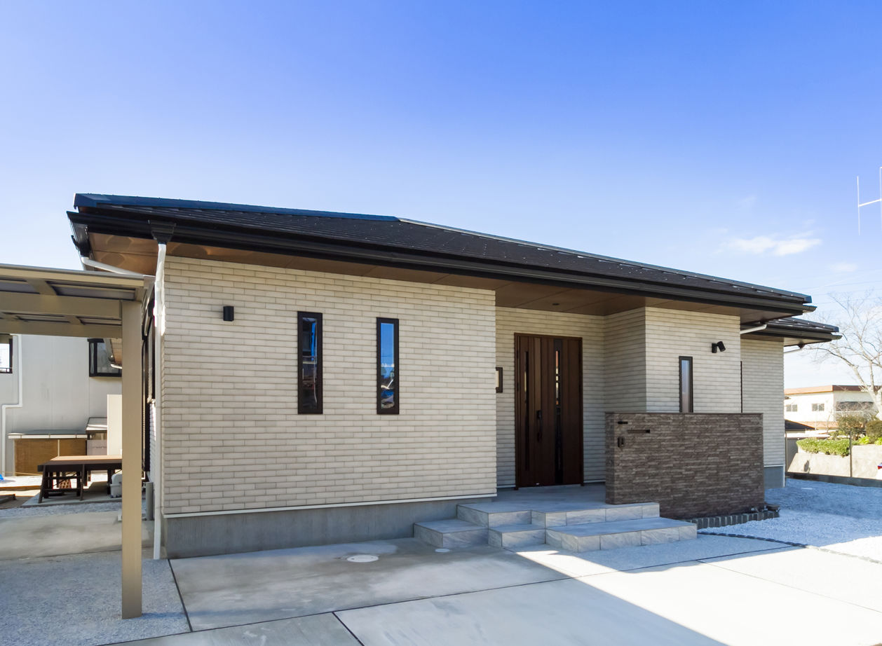 昭和住宅 【飯塚市下三緒/3935万円/間取図有】ぐるぐる回る、すくすく育つ！平屋暮らしの魅力が詰まった住まいの建築実例画像2