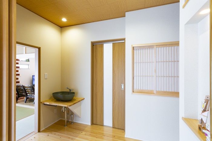 昭和住宅 【北九州市小倉南区/3253万円/間取図有】贅を尽くした木の住まい　随所に光る職人技に感動する平屋の建築実例画像6