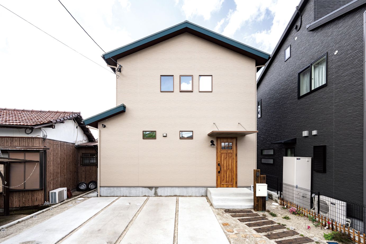 昭和住宅 【北九州市/2136万円/間取図有】コンパクトながらも広く感じさせる工夫が随所に…インテリアもこだわり◎の建築実例画像3