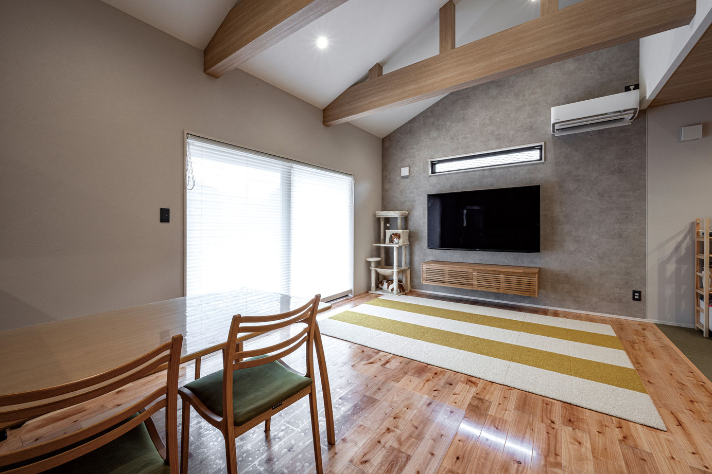 昭和住宅 【2490万円/北九州市/平屋/間取図あり】オープンキッチンからリビング・和室まで見渡せる家族団らんの家の建築実例画像4