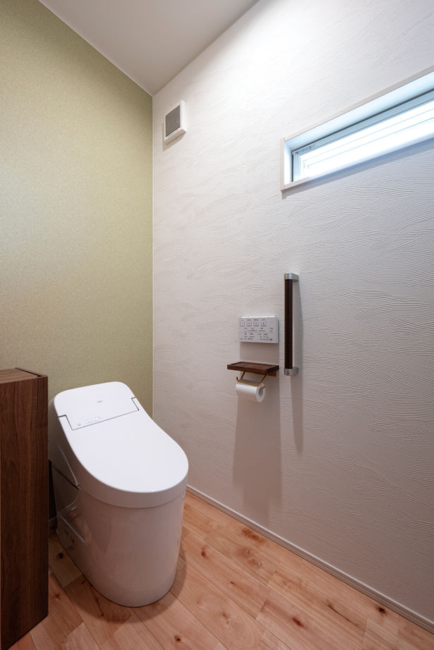 昭和住宅 【北九州市/2407万円/平屋/間取図有】「わぁ広～い」高天井と勾配天井で明るいウッドナチュラルな住まいの建築実例画像10