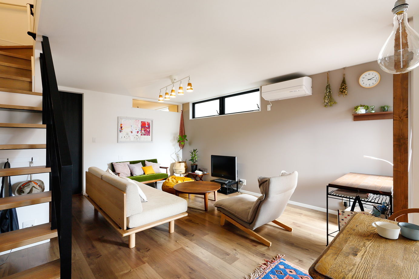 アーバンプランニング 【大阪府/2000万円台/約30坪/間取り】デザインも暮らしやすさも追及した細長い土地に建てた２階建て住宅の建築実例画像9