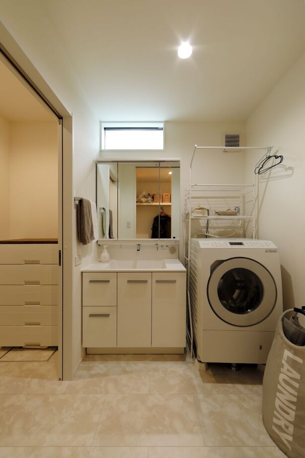 アーバンプランニング 【大阪府｜2000万円台｜間取り】公園に近い場所で土地から計画。海外インテリアの雰囲気が漂う洒落た家の建築実例画像8