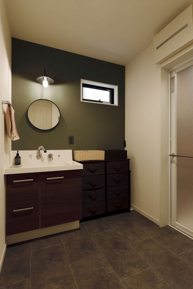 アーバンプランニング 【大阪府｜狭小｜間取り図あり】１階に駐車場、２階は広々LDK。理想を詰め込んだ都市型住宅の建築実例画像8