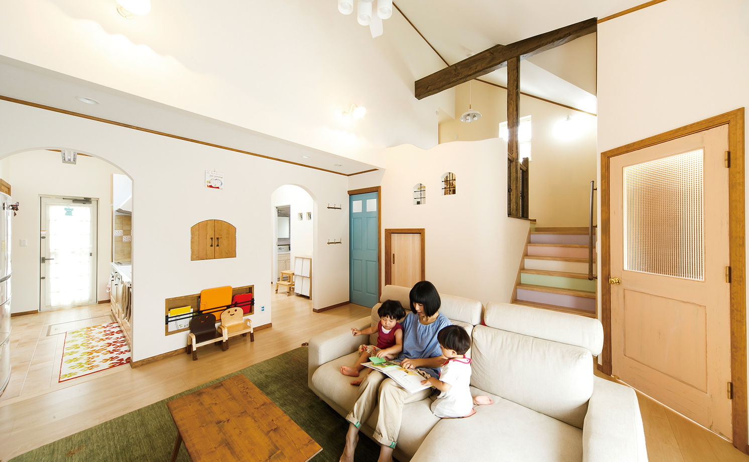 アートクラフト 【2000～2500万円/埼玉県】《パステルカラー平屋》 愛らしくどこか懐かしいパステルカラー平屋の家の建築実例画像2