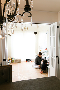 アートクラフト 【2500～3000万円/40坪台/埼玉県】《中世ヨーロピアンスタイル》 屋根裏が路地裏に こだわり欧風クラシカルの建築実例画像3