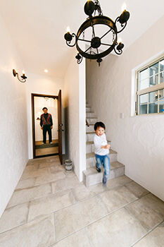 アートクラフト 【2500～3000万円/50坪台/埼玉県】《完全分離二世帯住宅》フレンチアンティークのおしゃれで自分らしい空間の建築実例画像10