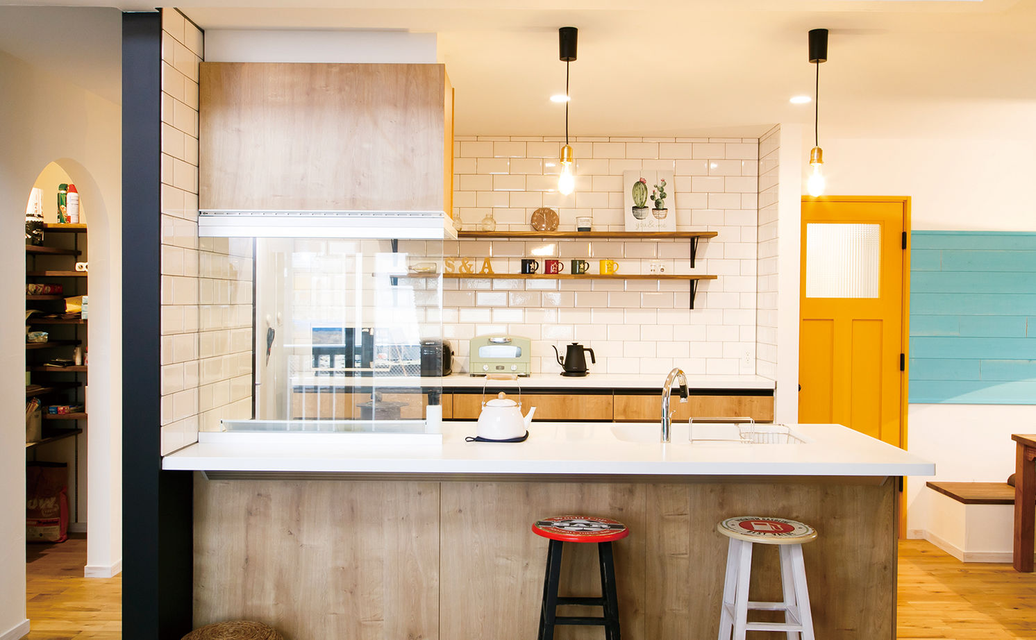 アートクラフト 【2500～3000万円/埼玉県】魅せる収納と採光プランで、快適性と利便性を両立した西海岸スタイルの平屋の建築実例画像4