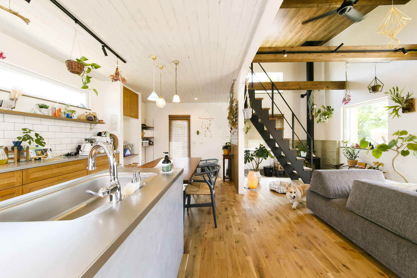 アートクラフト 【3500万円～3999万円／埼玉県】光も風も心地よい。快適＆こだわりづくしの平屋ライフの建築実例画像2