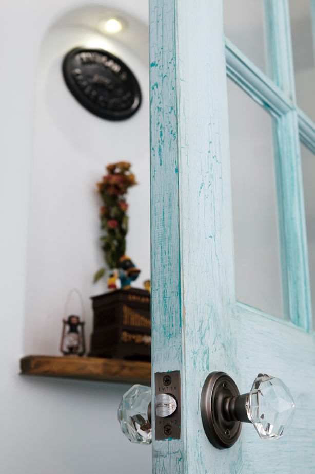 アートクラフト 【2000～2500万円/練馬区】シャビーシックとマリーンが融合した心地よい住まいの建築実例画像7