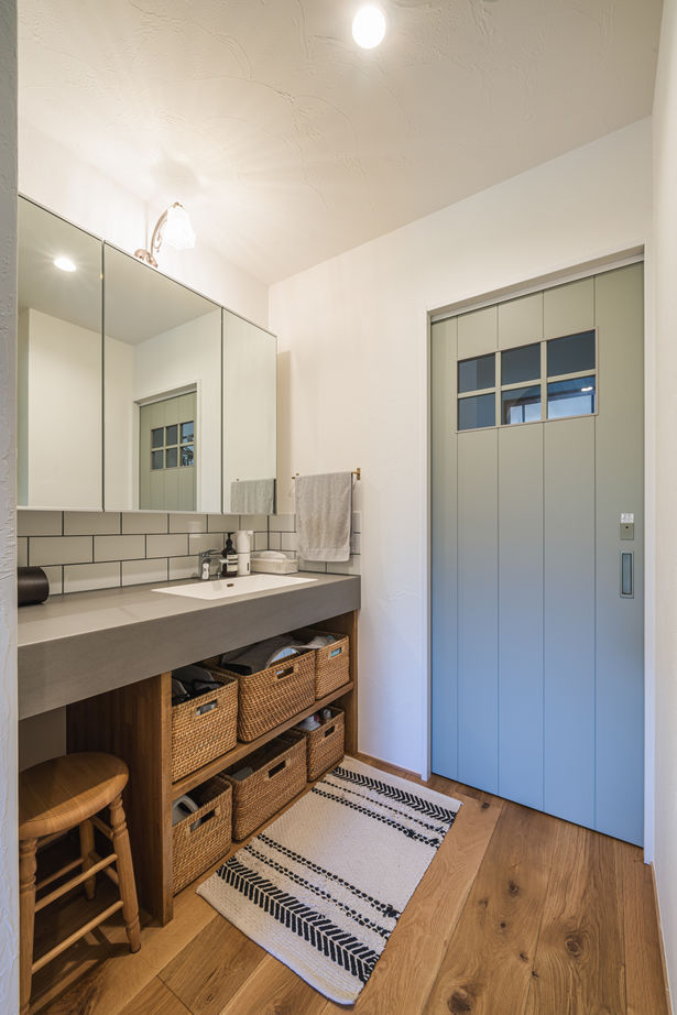 アートクラフト アーリーアメリカンテイストが楽しい、グリーン×さんかく屋根の家の建築実例画像7