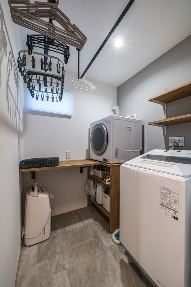 アートクラフト アーリーアメリカンテイストが楽しい、グリーン×さんかく屋根の家の建築実例画像8