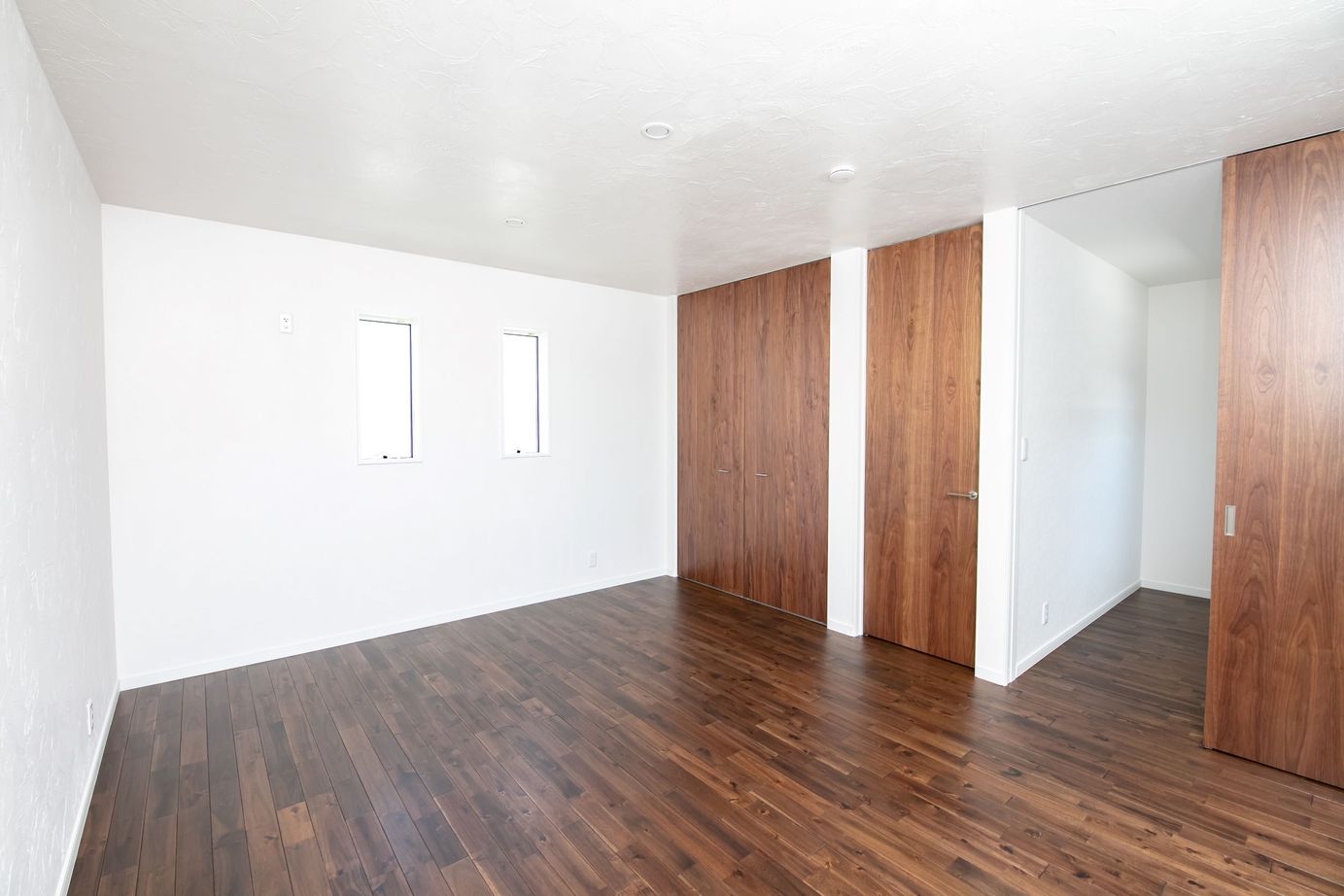 SAMATA 【2635万円/51.5坪/間取り図あり】インナーガレージと書庫のある、暮らしも趣味も楽しむ家の建築実例画像9