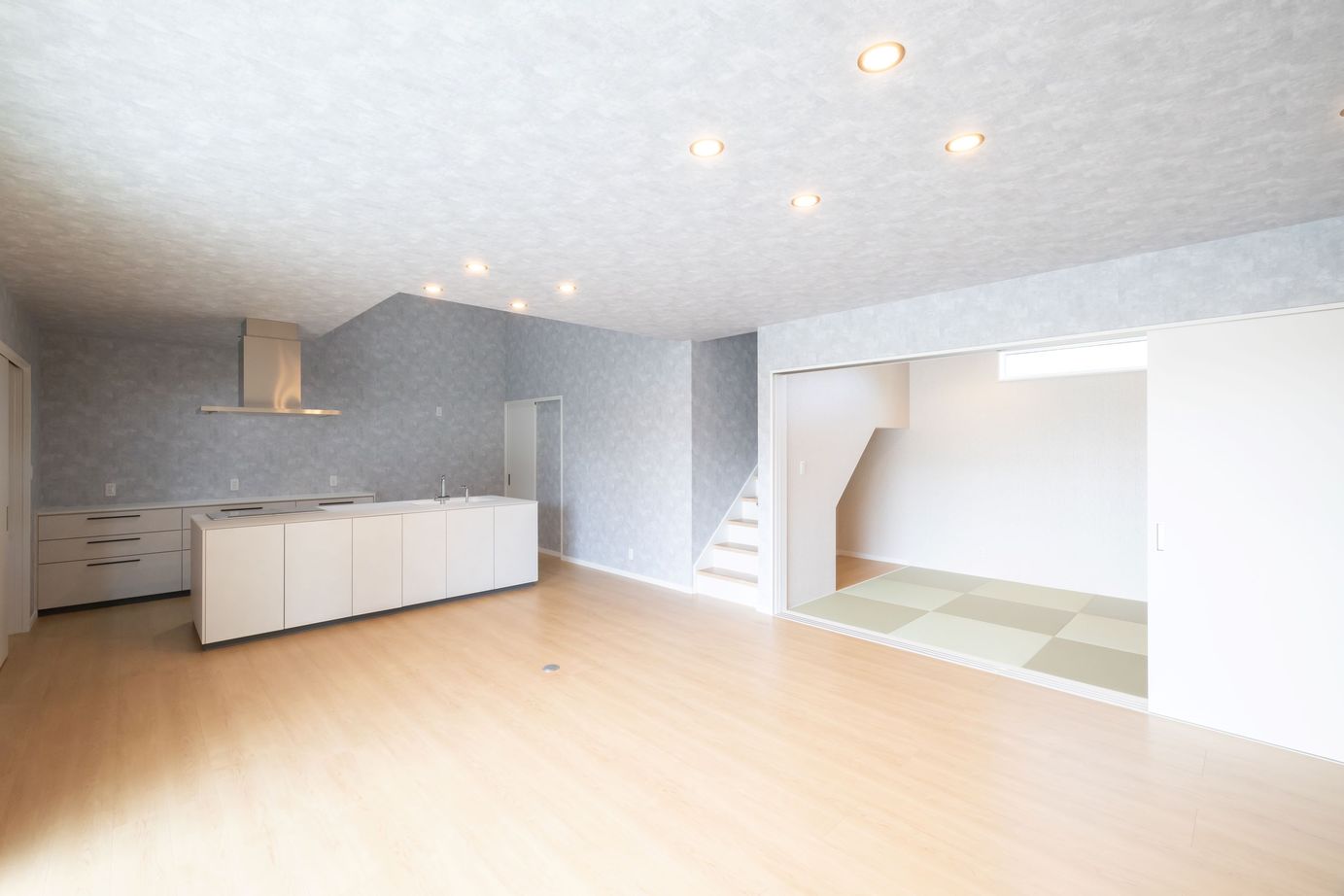 SAMATA 【平屋/3250万円/40坪/間取り図あり】40坪スキップフロアのある勾配天井の平屋の建築実例画像3