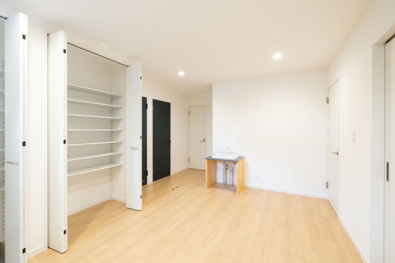 SAMATA 【平屋/3250万円/40坪/間取り図あり】40坪スキップフロアのある勾配天井の平屋の建築実例画像10