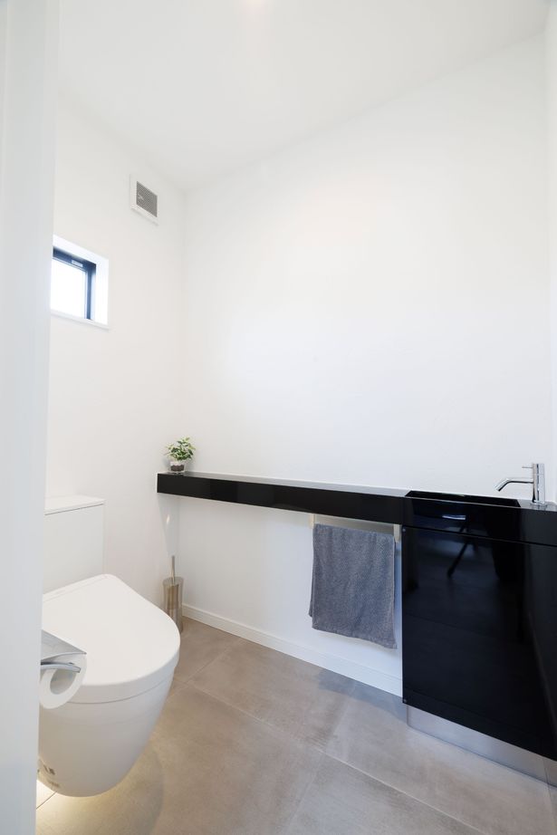 SAMATA 【4000万円/52.3坪/間取り図あり】洗練された外観に遊び心満載のガレージハウスの建築実例画像8