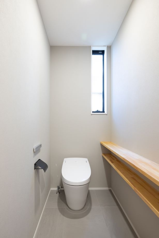 SAMATA 【3568万円/38.1坪/間取り図あり】落ち着きと高級感のあるグレージュの塗り壁の家の建築実例画像8