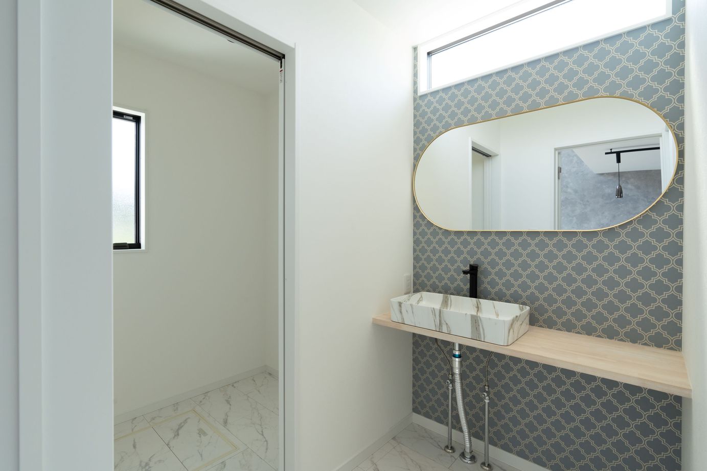 SAMATA 遊び心満載！隠し扉とバーカウンターのあるお家 の建築実例画像6