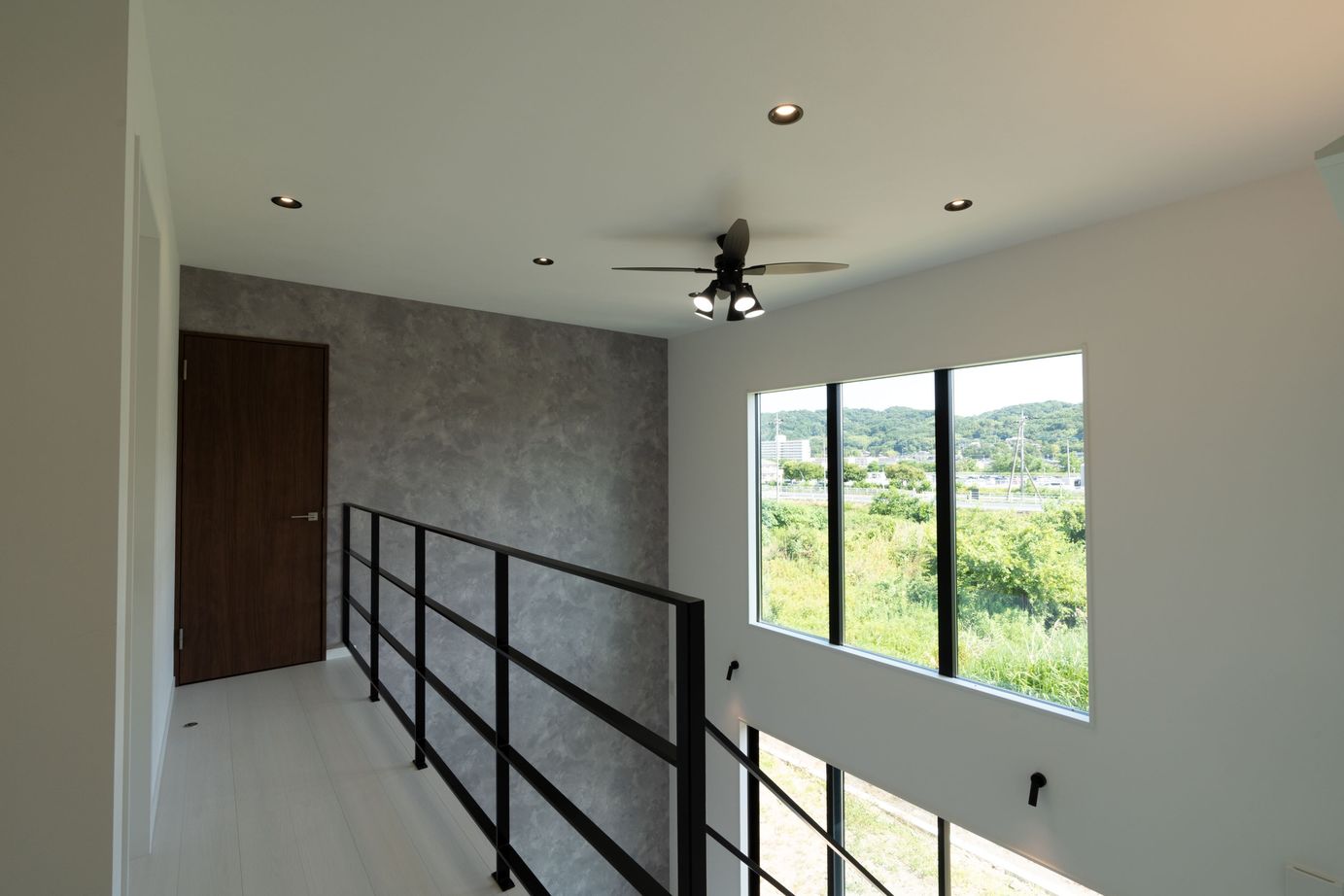 SAMATA 遊び心満載！隠し扉とバーカウンターのあるお家 の建築実例画像7