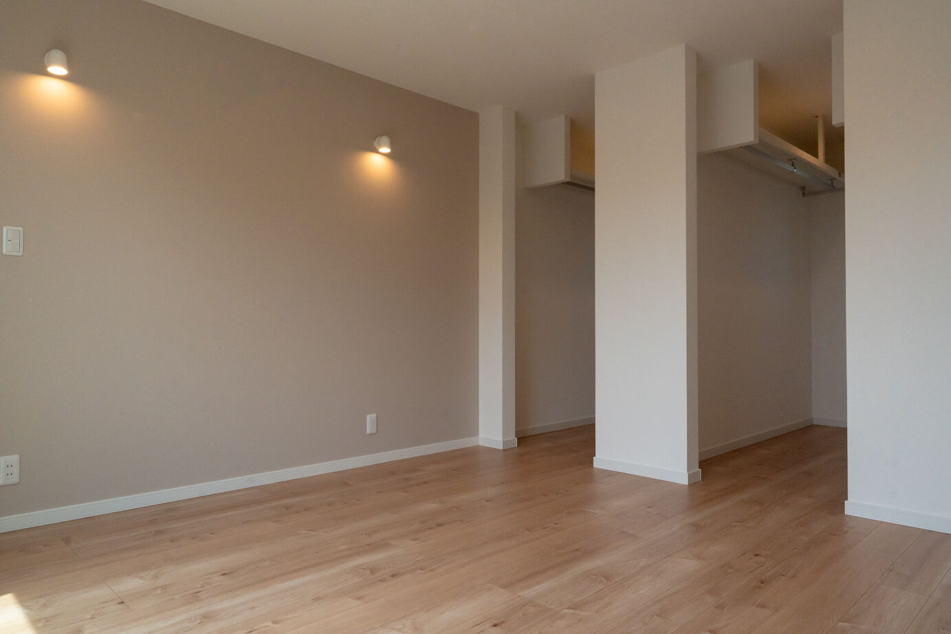 SAMATA 【2473万円/30坪/間取り図あり】夫婦別CLや照明・インテリアなど、こだわりの空間づくりの建築実例画像8