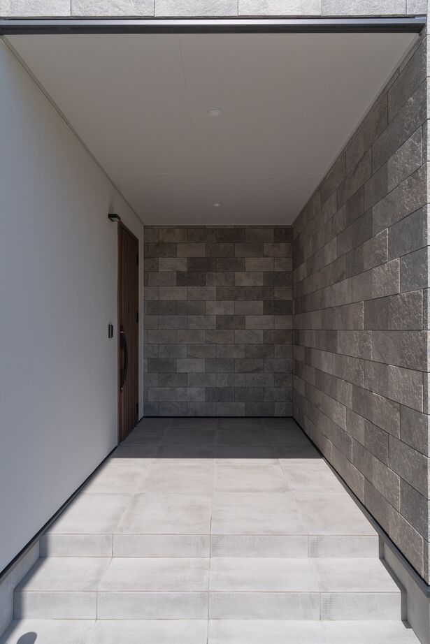 SAMATA 【5100万円/53.64坪/間取り図あり】事務所兼用こだわり抜いたガレージハウスの建築実例画像2