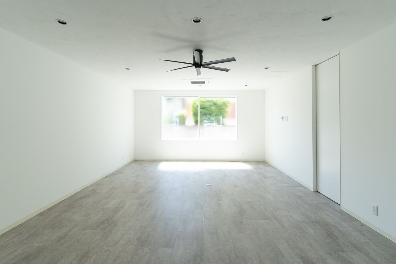 SAMATA 【5100万円/53.64坪/間取り図あり】事務所兼用こだわり抜いたガレージハウスの建築実例画像4