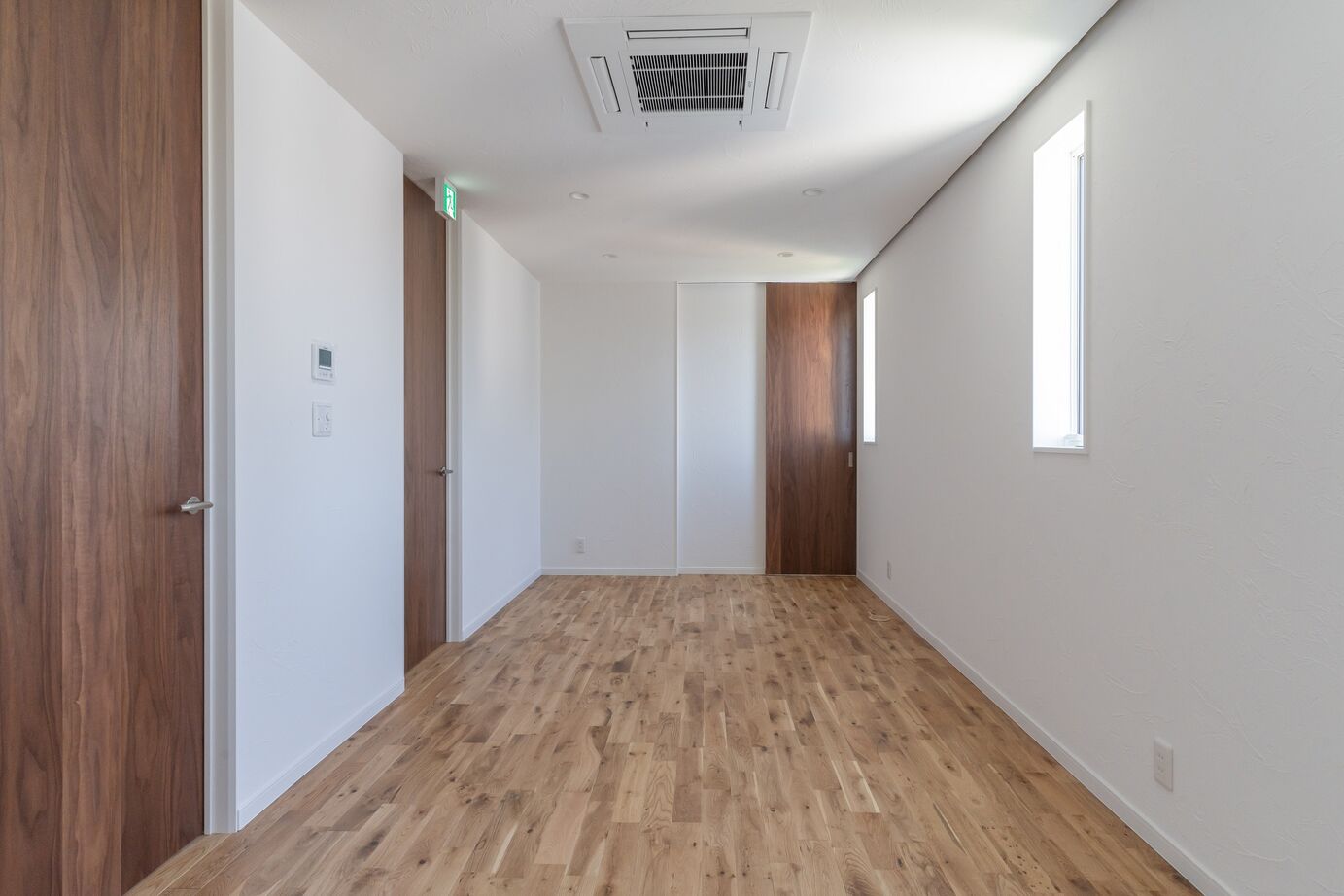 SAMATA 【5100万円/53.64坪/間取り図あり】事務所兼用こだわり抜いたガレージハウスの建築実例画像9