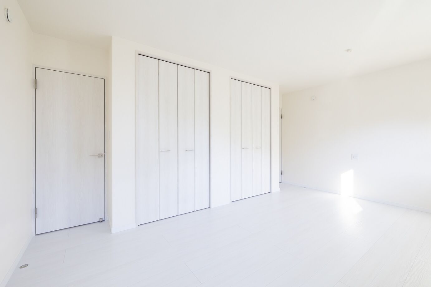 SAMATA 【2489万円/42.08坪/間取り図あり】水回り動線とランドリーで家事ラクな間取りのお家の建築実例画像10