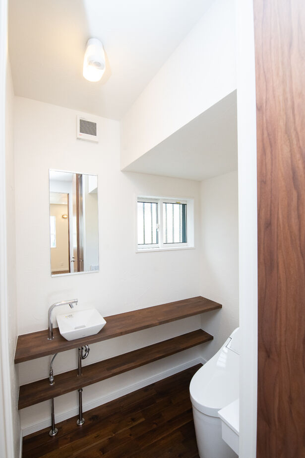 SAMATA 【2390万円/32.56坪/間取り図あり】日当たり抜群のベランダと、広々とした2階寝室の和室の建築実例画像7