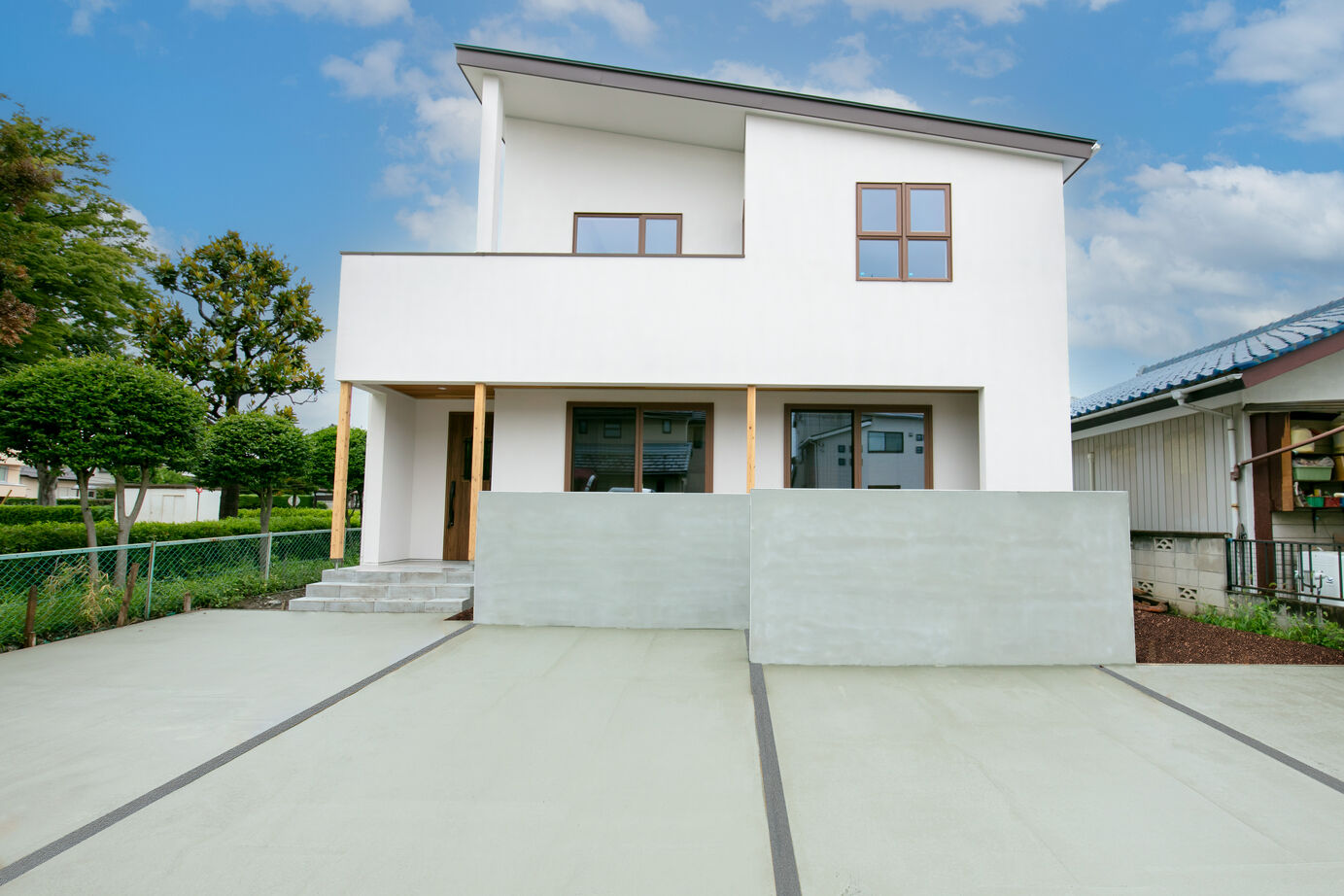 SAMATA 【3,219万円/41.32坪】アイランドキッチンを中心とした、家族がつながる住まいの建築実例画像1