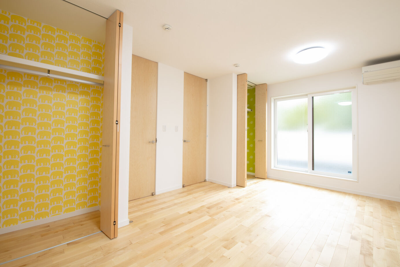 SAMATA 【3,219万円/41.32坪】アイランドキッチンを中心とした、家族がつながる住まいの建築実例画像9