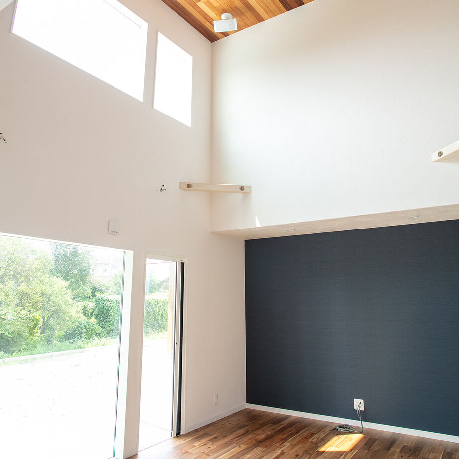 SAMATA 【3087万円/35坪】洗練された空間に、曲線やアクセントクロスの遊び心を加えた家の建築実例画像3