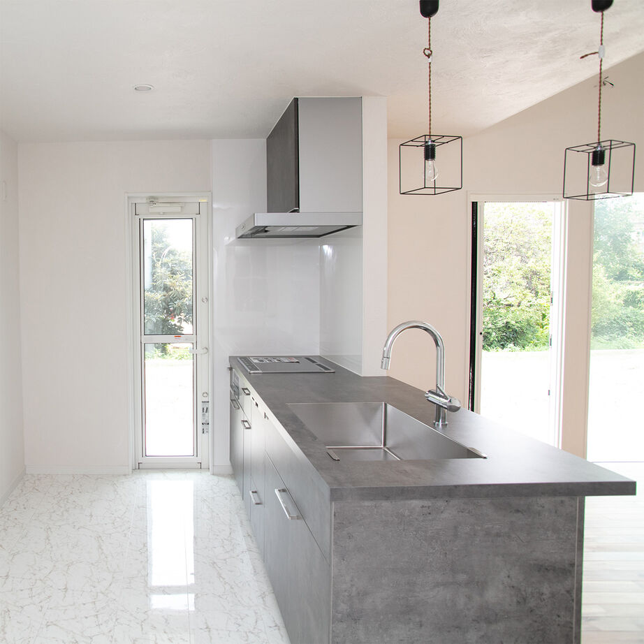 SAMATA 【3087万円/35坪】洗練された空間に、曲線やアクセントクロスの遊び心を加えた家の建築実例画像5