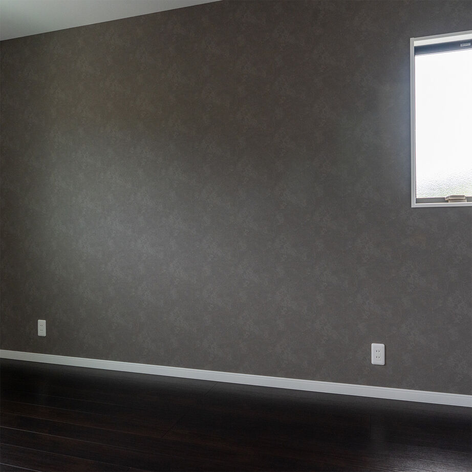 SAMATA 【3070万円/34.74坪/間取り図あり】三連窓と吹き抜けで光あふれる、開放感とくつろぎの家の建築実例画像7