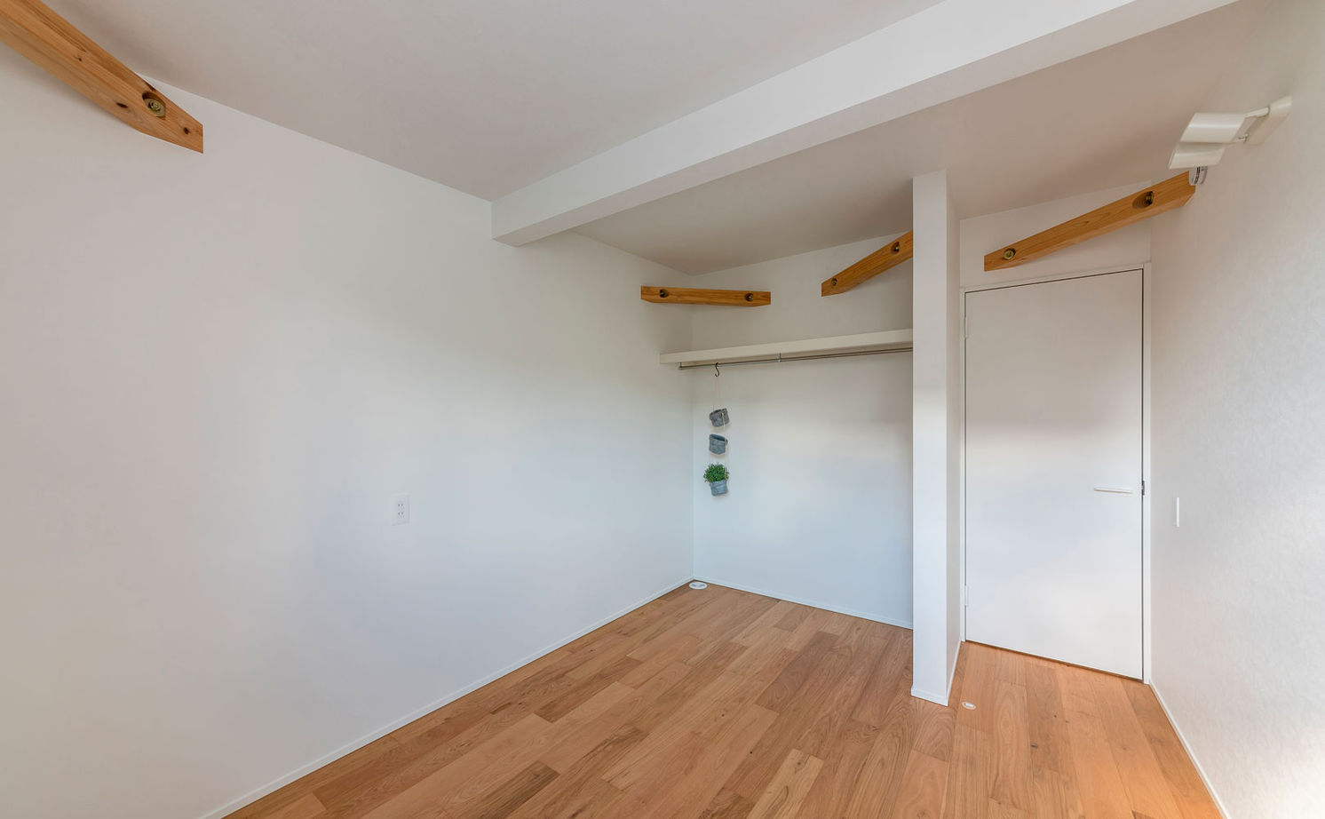 リグスタイルカンパニー 【2000万円台×42坪×広々リビング｜間取り有】「パッシブデザインと高性能に感激、冬の寒い日も半袖です」の建築実例画像14