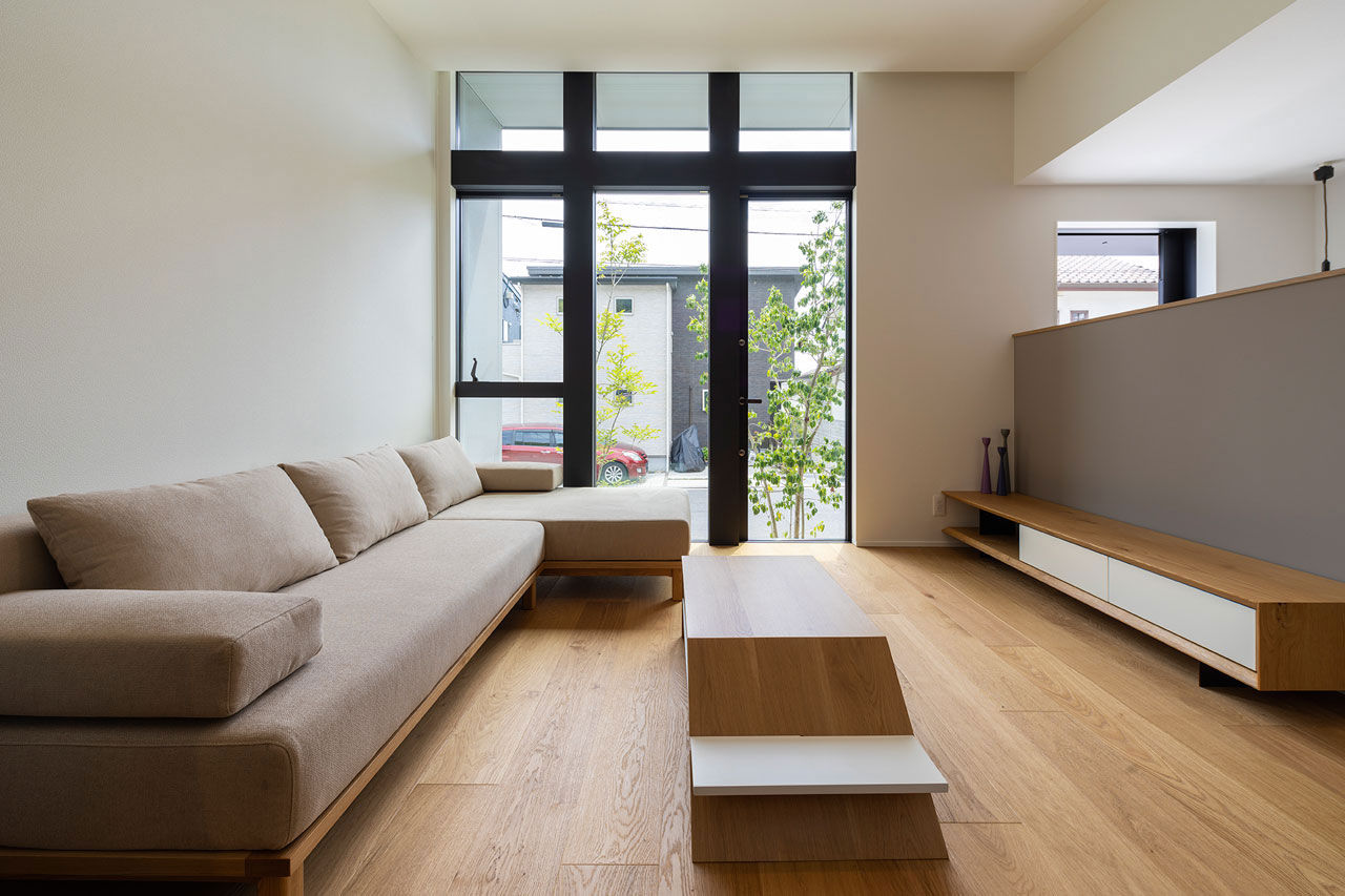 リグスタイルカンパニー 【25坪の平屋×敷地50坪】コンパクトな敷地で平屋の憧れを叶えた。オープンな間取りとタテの連窓で開放感！の建築実例画像3