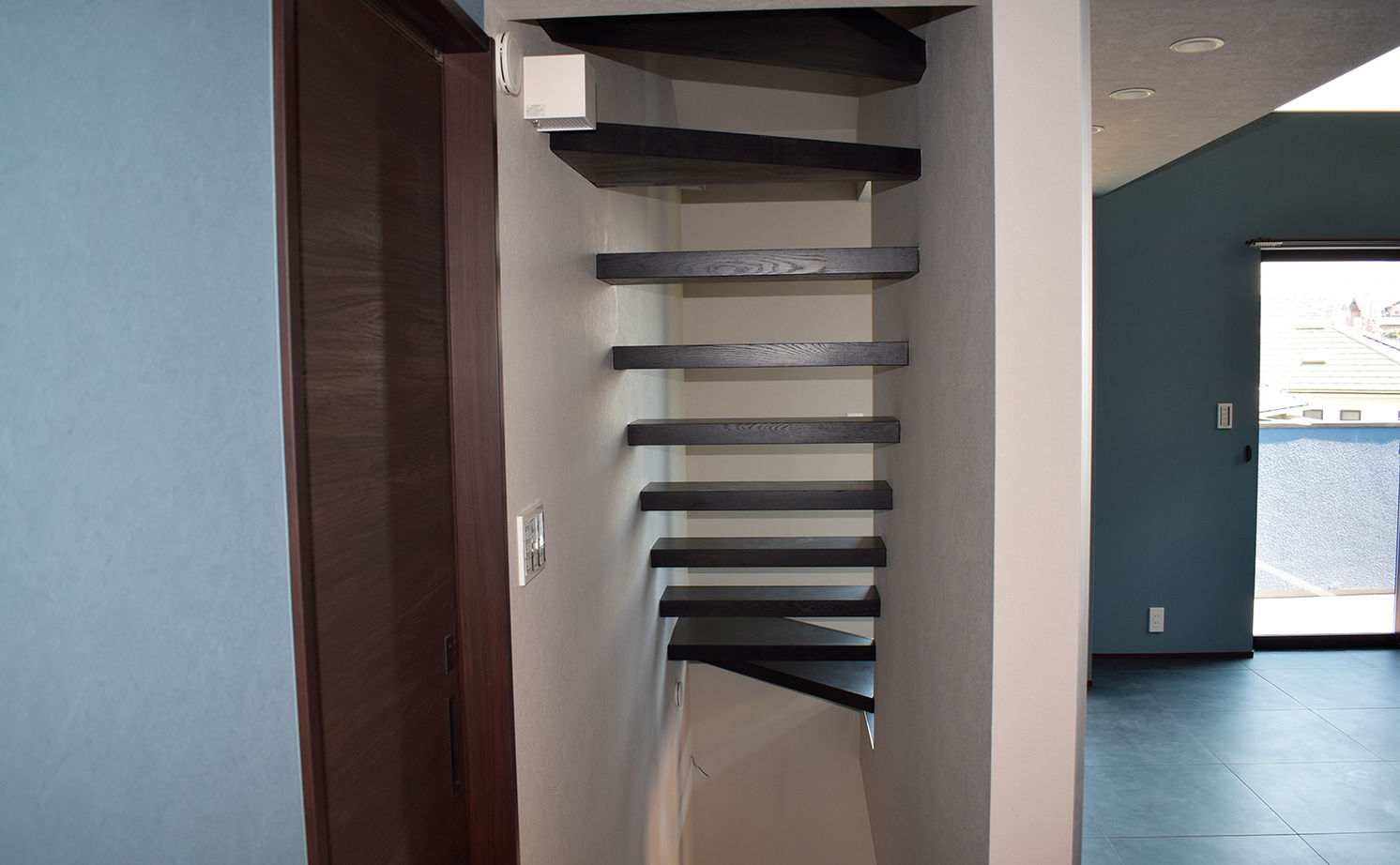 フィールドホーム 【2000～2499万円/変形地/高台】特徴的な土地条件でも希望を形に。確かな施工力が光る3階建ての建築実例画像8