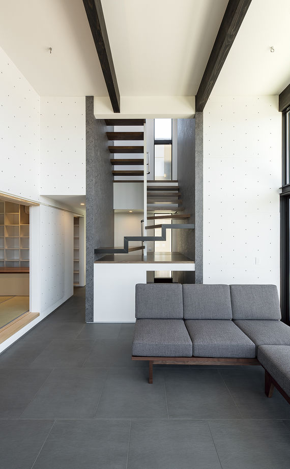 フィールドホーム 【3000万円台/高台/スキップフロア】擁壁工事も含め、眺望を最大限に取り込む設計を見事に形にの建築実例画像6