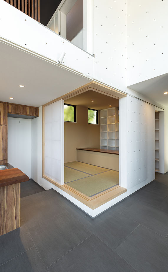 フィールドホーム 【3000万円台/高台/スキップフロア】擁壁工事も含め、眺望を最大限に取り込む設計を見事に形にの建築実例画像7