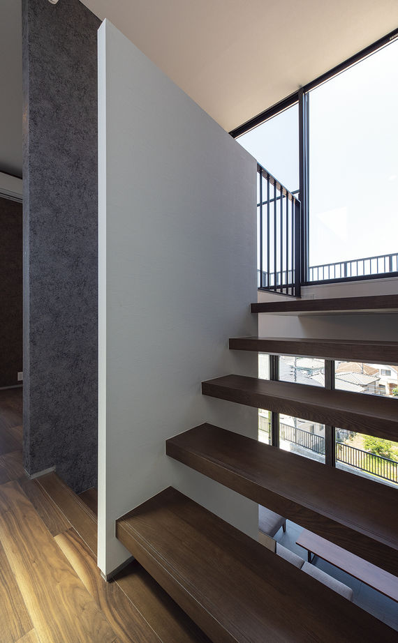 フィールドホーム 【3000万円台/高台/スキップフロア】擁壁工事も含め、眺望を最大限に取り込む設計を見事に形にの建築実例画像15